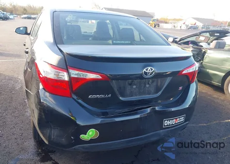 2015 Toyota Corolla S Plus z USA, uszkodzony, nr VIN 2T1BURHEXFC452294